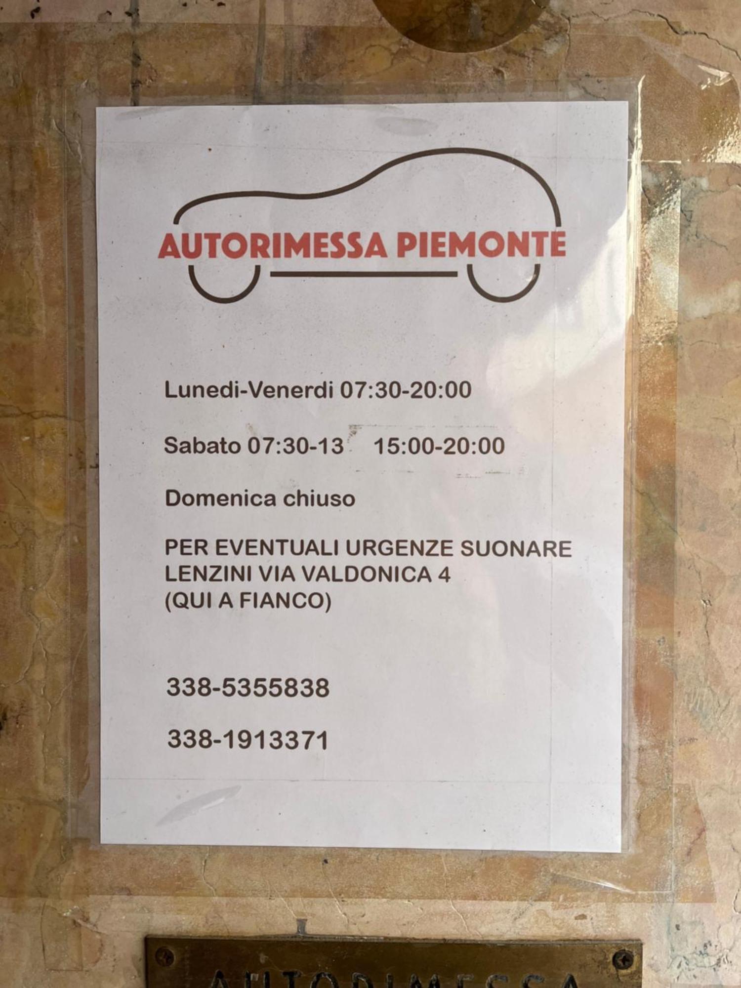 Home 2 Torri Bologna Eksteriør bilde